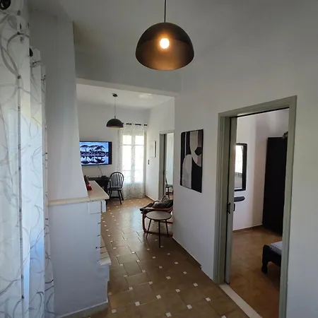 Апартаменты Xenos Estate Naxos City
